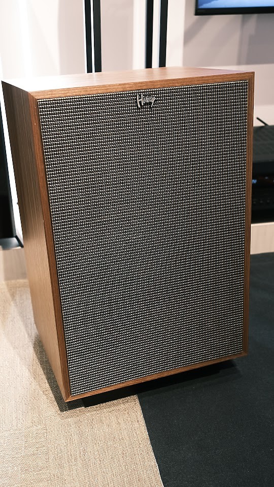 試聽Klipsch Promedia Heritage 2.1的心得以及櫃位的體驗