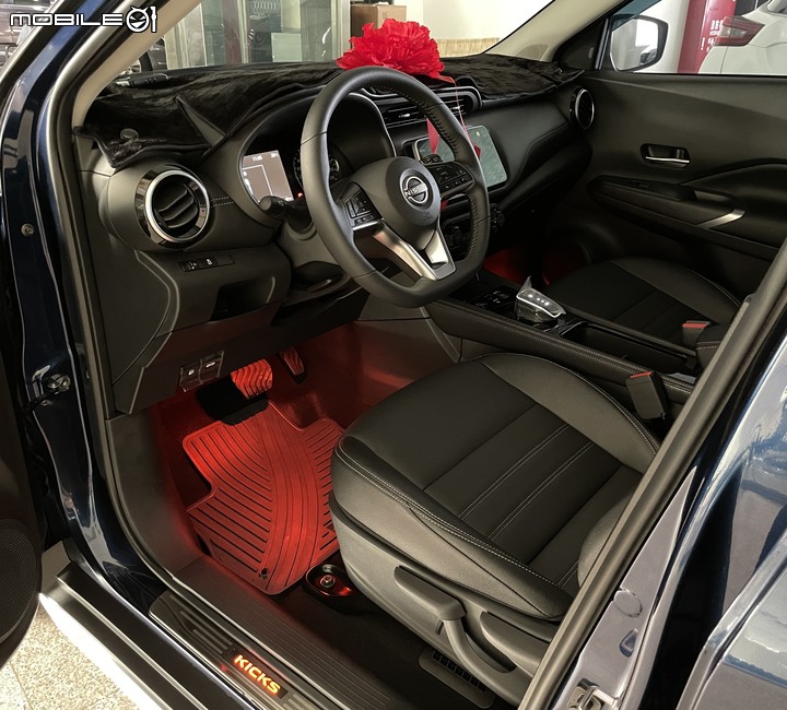 [開箱] NISSAN KICKS e-POWER～新車開箱 星夜藍～全台神單版