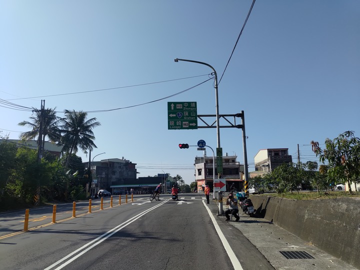 小布挑戰台南新玉門關