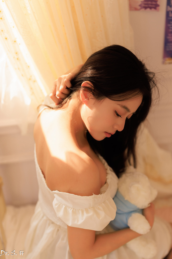 室內陽光小清新 (美女圖多)