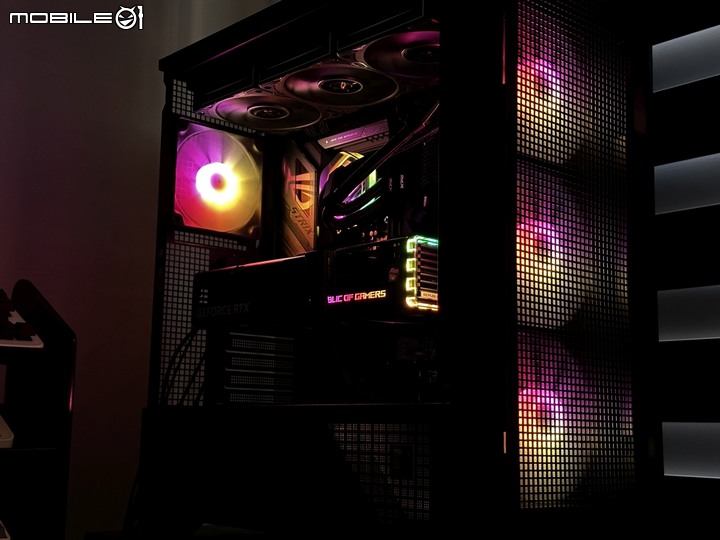方正通透外型!Cougar MX 600 RGB 機殼