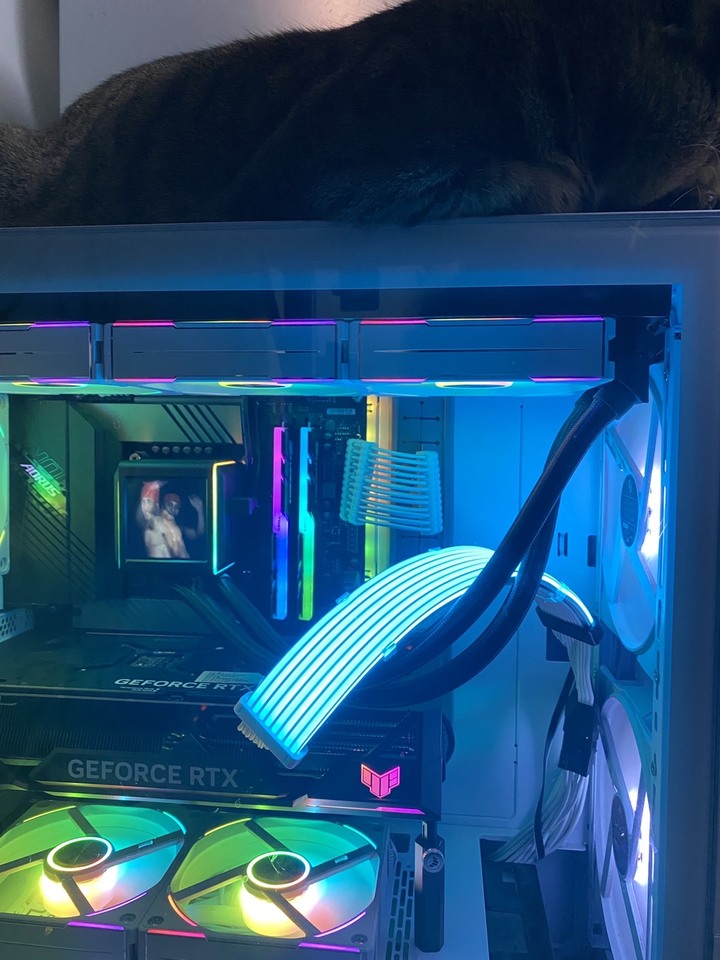 聯力Galahad II LCD 360之喜悅與淚水