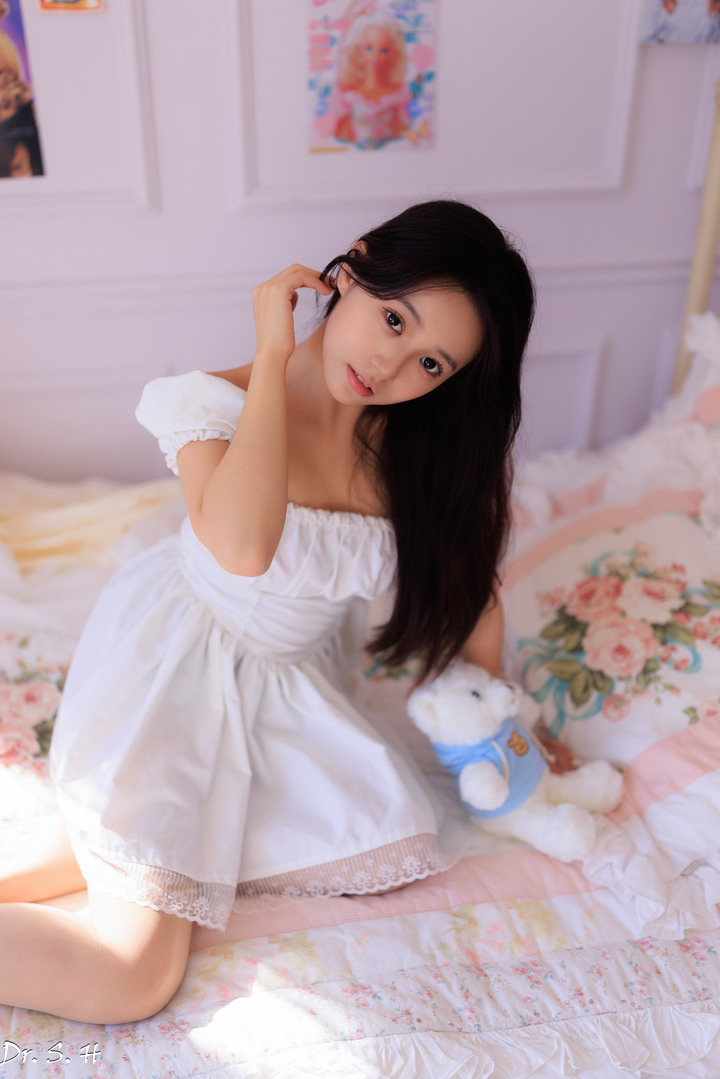 室內陽光小清新 (美女圖多)