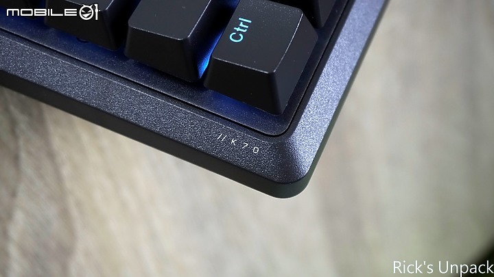 【開箱】入門版K70、輕鬆上船 | CORSAIR K70 CORE