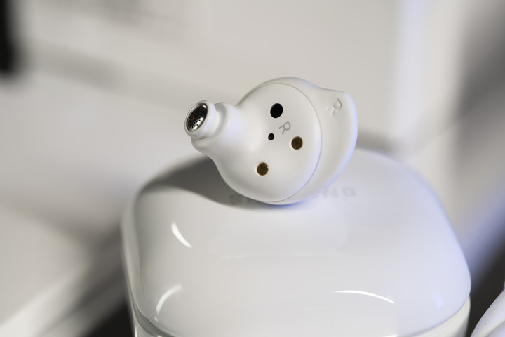 SAMSUNG Galaxy Buds FE 最平價三星耳機-開箱&主觀使用感受