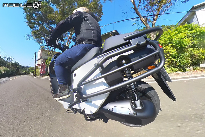 Gogoro CrossOver 試駕|打造屬於你的裝載風格