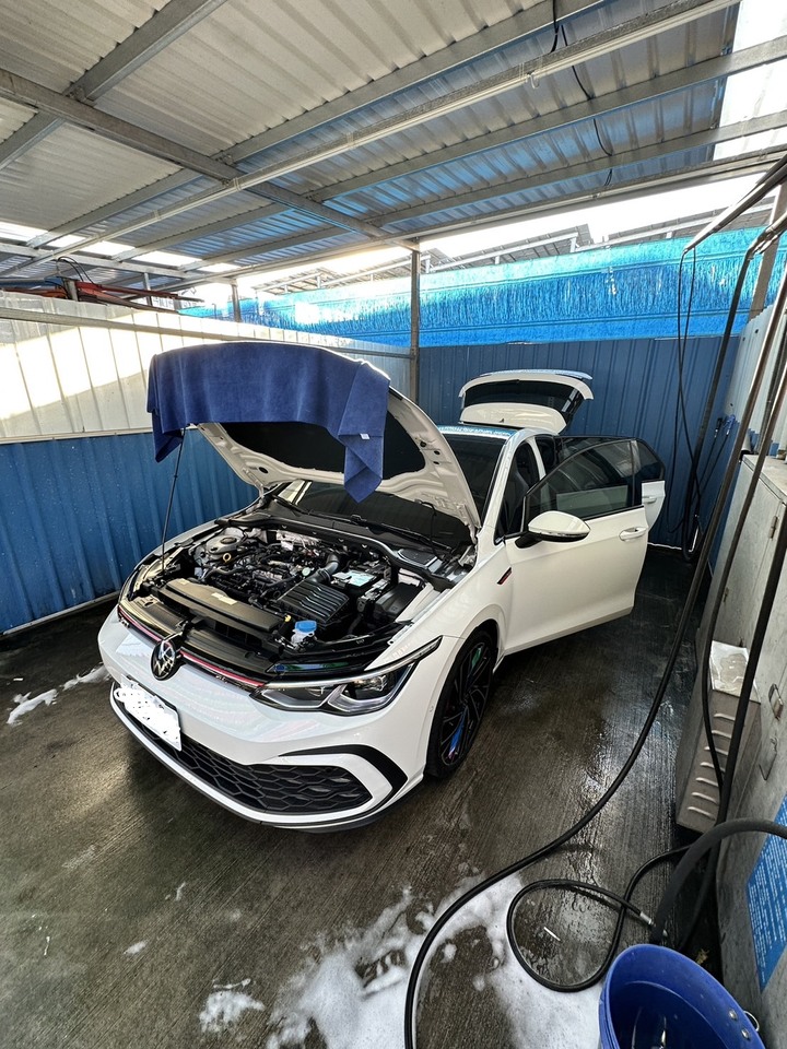 ECLIPSECROSS VS GOLFGTI 日德雙修之小小心得分享