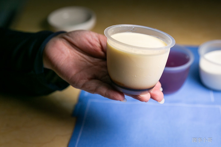 宜蘭蘇澳甜點推薦-熊甜宅，夜晚的甜點店。手工布丁超軟嫩～奶酪口感滑順香氣濃郁，只在平日的下午四點到九點營業喔！