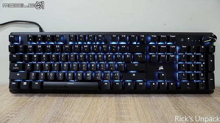 【開箱】入門版K70、輕鬆上船 | CORSAIR K70 CORE