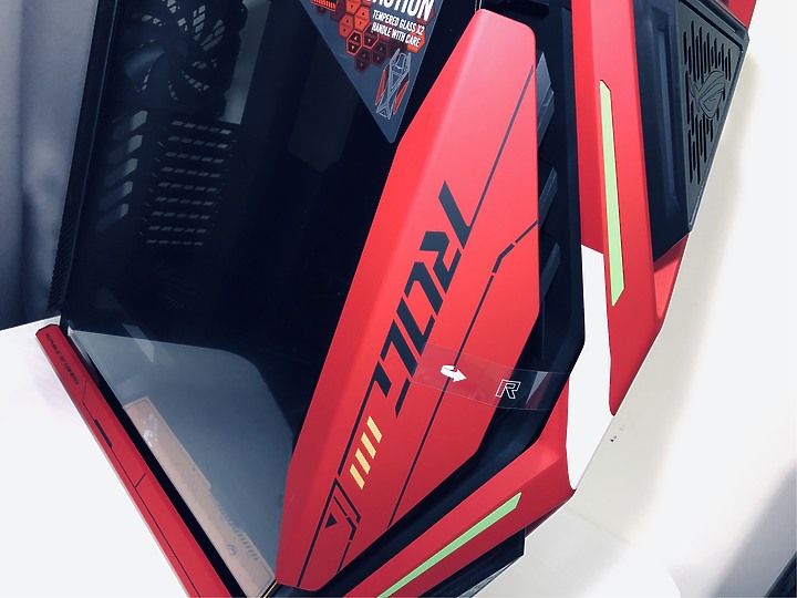 「明日香－限定聯名版 創世神機殼」ROG Hyperion EVA-02 Edition