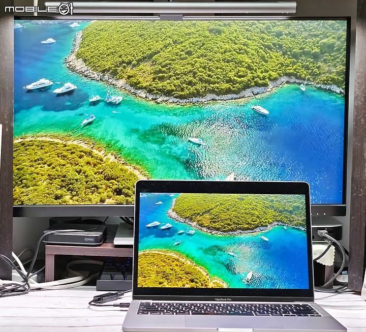 點我看大圖 Avier PREMIUM USB-C to HDMI 4K 影音轉接器開箱 – iPhone 15 插上就能投影的轉接器
