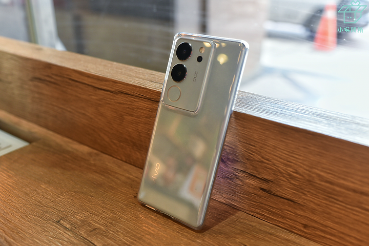 【小宅開箱】vivo V29 內外皆美，超高CP拍照神機！