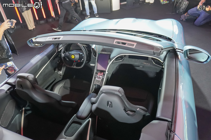 Ferrari Roma Spider 1353萬元起於台灣正式上市!展現美好的義式浪漫體驗!