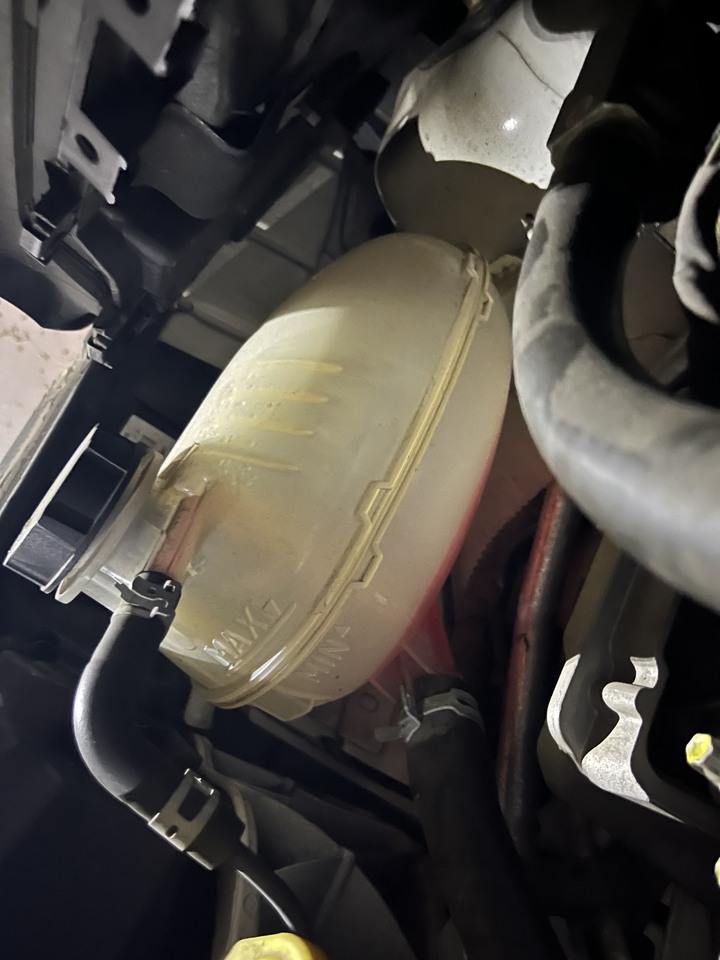 2019 kuga4t 吃水水