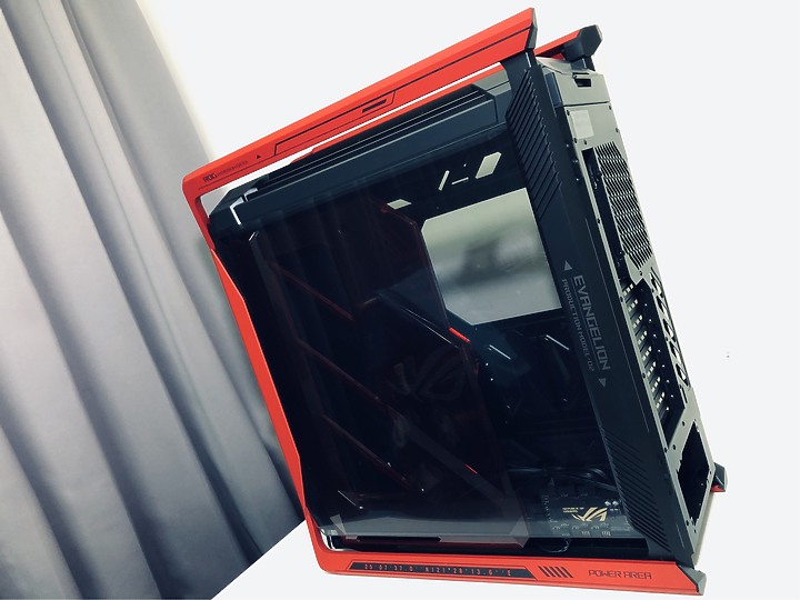 「明日香－限定聯名版 創世神機殼」ROG Hyperion EVA-02 Edition