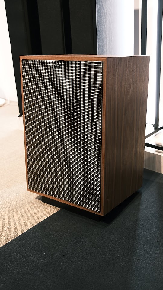 試聽Klipsch Promedia Heritage 2.1的心得以及櫃位的體驗