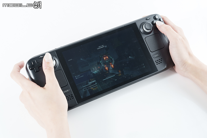 迎接 PC 遊戲新玩法｜ROG Ally、Steam Deck 長時間實際使用大對決！