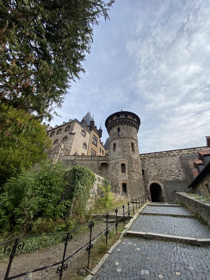分享一下2022德國Goslar, Wernigerode, Brocken mountain, Leipiz, Wolfsburg, Frankfurt的出差/旅遊
