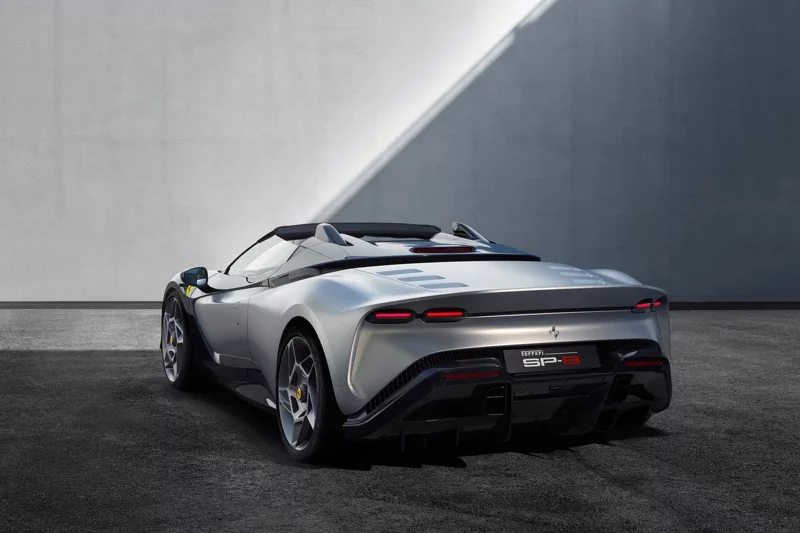 又一輛獨一無二的委託製作案!Ferrari SP-8 將在台灣亮相?
