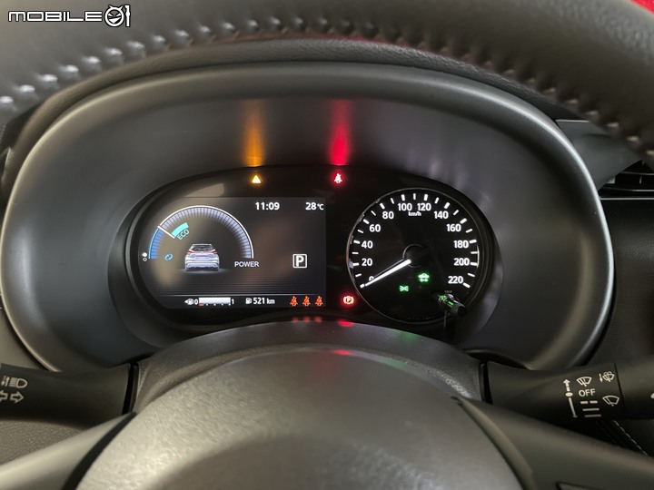 [開箱] NISSAN KICKS e-POWER～新車開箱 星夜藍～全台神單版
