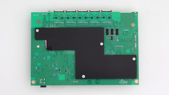 點我看大圖 無聲無息,更加隱形 TP-Link TL-SX105 五埠 10GbE Fanless Decktop Switch