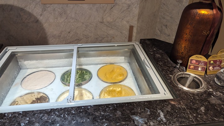 我們家的兩天一夜宜蘭之旅 - 羅東早餐 / 廣興做粿 / 龍潭湖畔悠活園區 / 羅東村卻國際溫泉酒店 / 金車礁溪蘭花園