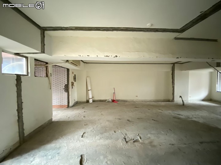 點我看大圖 30年中古屋裝修|桃園|特殊漆|胡桃木|天然大理石|軟裝|室內設計