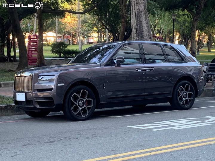 驚見~勞斯萊斯休旅車Rolls-Royce Cullinan~
