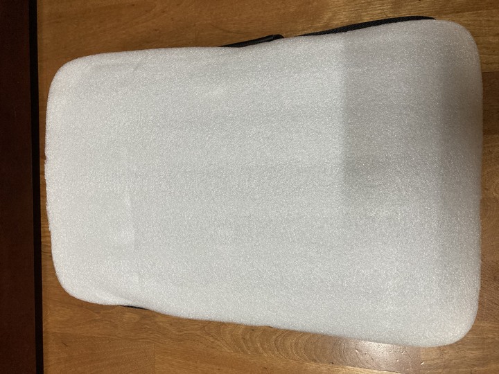 Bange 班格 完全防水 防盜晶片 人體工學零負重- 挺立後背包開箱