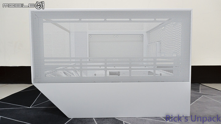 點我看大圖 【開箱】真正的"側進風"海景機殼 | NZXT H6 FLOW RGB WHITE