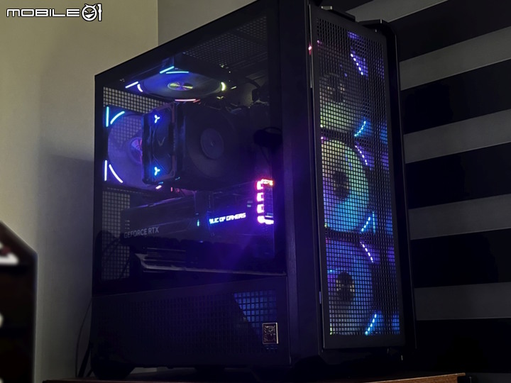 方正通透外型!Cougar MX 600 RGB 機殼