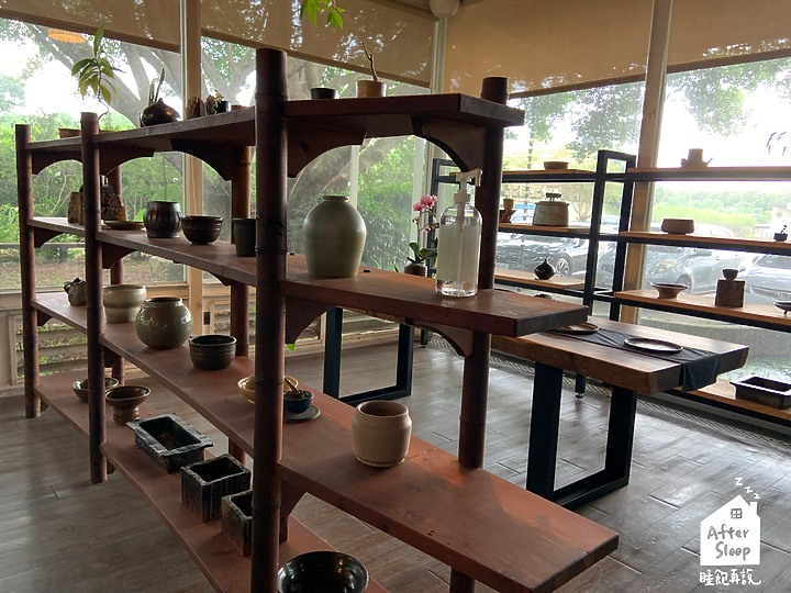 點我看大圖 雲林古坑|青山佐陶_坐擁在陶藝品中喝咖啡的好地方