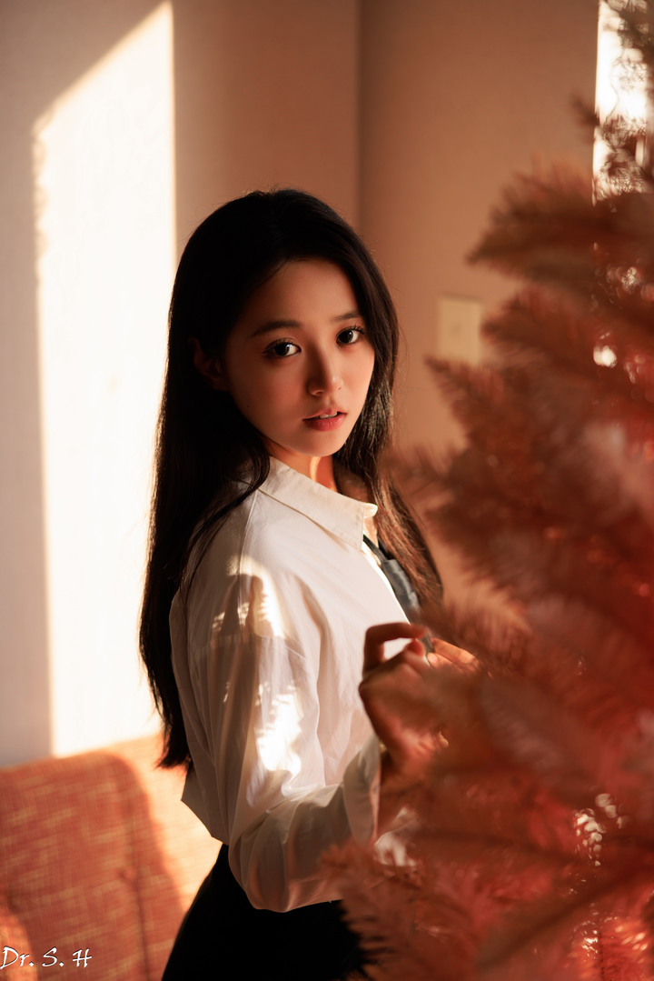室內陽光小清新 (美女圖多)
