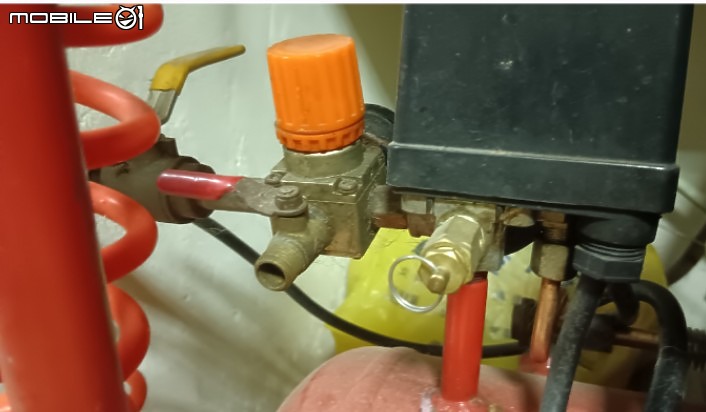 空氣壓縮機的壓力錶二顆打氣不會做動但打氣跟排氣正常
