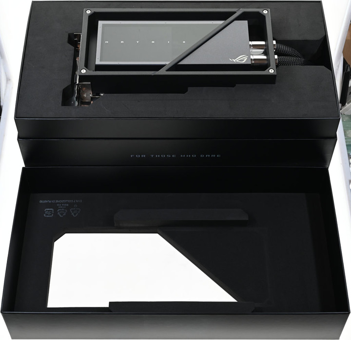 動爪玩ROG Matrix Platinum GeForce RTX 4090