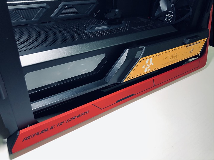「明日香－限定聯名版 創世神機殼」ROG Hyperion EVA-02 Edition