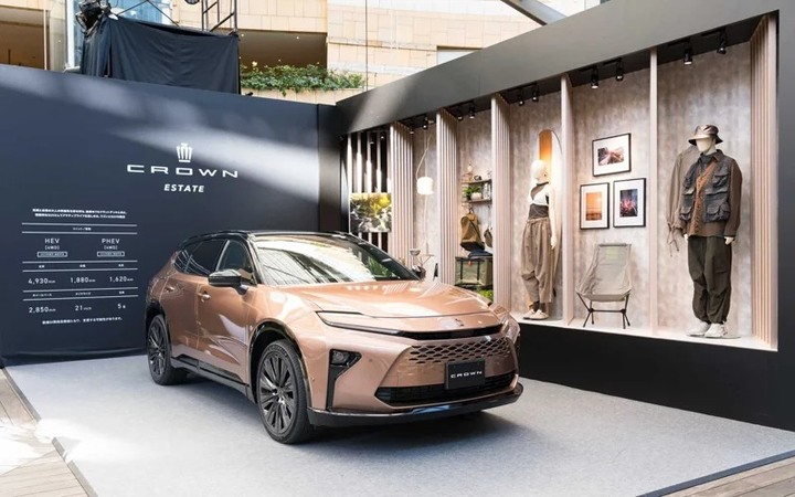 皇冠「Estate」將首次亮相?全新美規Toyota Crown SUV預告洛杉磯車展登場!