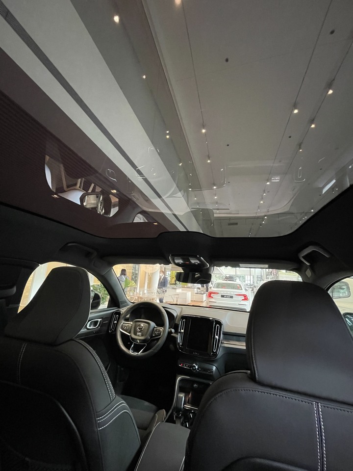 VOLVO C40 Twin Motor