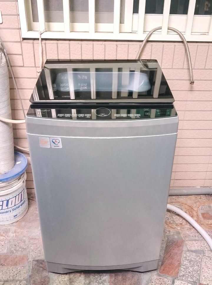 [開箱]惠而浦13公斤DD直驅變頻直立洗衣機(VWED1301BS)