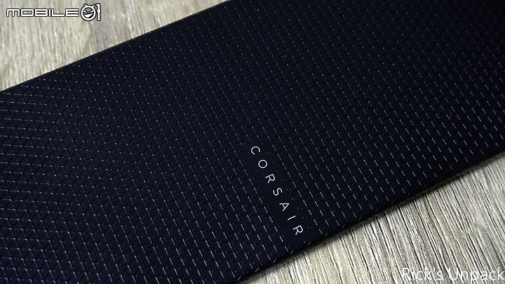 【開箱】入門版K70、輕鬆上船 | CORSAIR K70 CORE