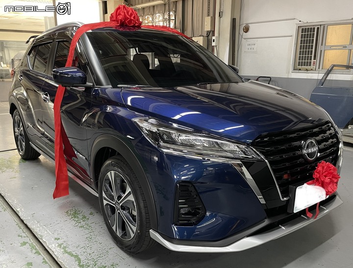 [開箱] NISSAN KICKS e-POWER～新車開箱 星夜藍～全台神單版