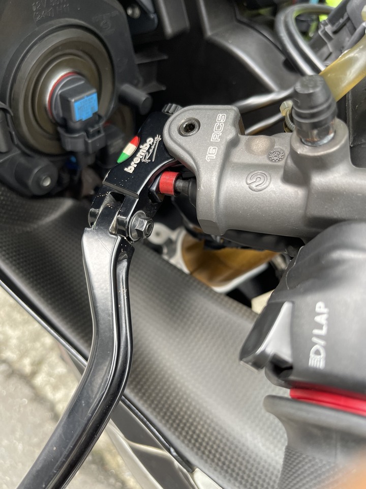 Aprilia RSV老車 誰認識😆