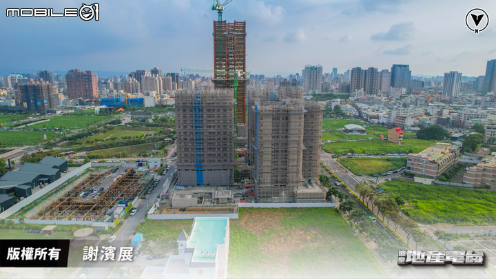 台中14期 國泰建設 實登單坪突破 60 萬的超強建案「國泰MOST+」空拍分享
