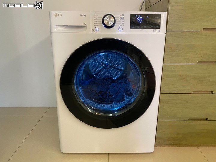 點我看大圖 陰鬱台北小資租屋族之救星下凡 LG免曬衣乾衣機來啦~