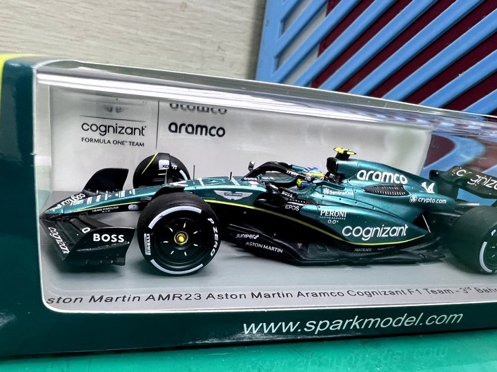 [開箱]F1 2023 SPARK 1:43 AMR23 FERNANDO ALONSO