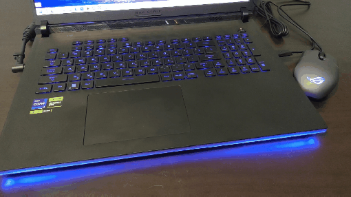 高效能大視界，ROG STRIX SCAR 18 G834JW 電競筆電開箱測試