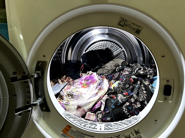 LG 免曬衣乾衣機絕佳體驗，打破舊思維！乾衣新體驗～