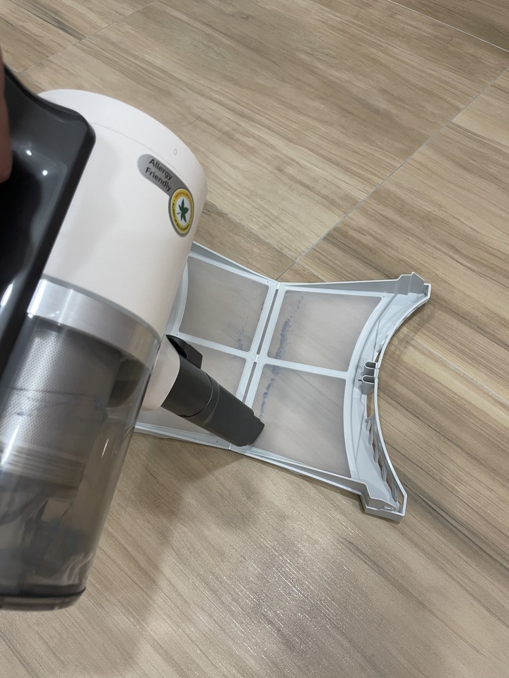 【體驗文】LG 免曬衣乾衣機，解放媽媽雙手，還給媽媽一夜好眠。