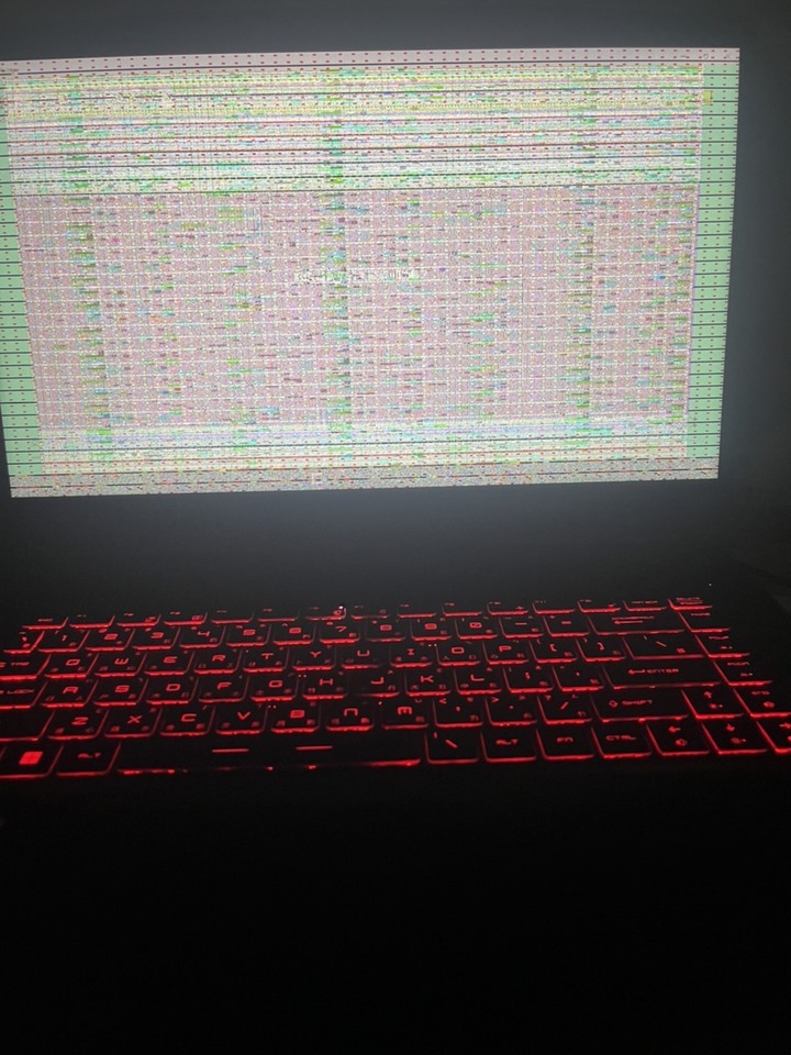 msi 電競筆電 花瓶黑屏當機 長期無法正常使用