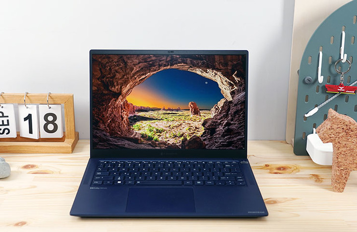 Dynabook Portégé X40L-K 開箱與深度評測:極致輕薄攜帶無負擔,純正日系風格打造精品級質感!